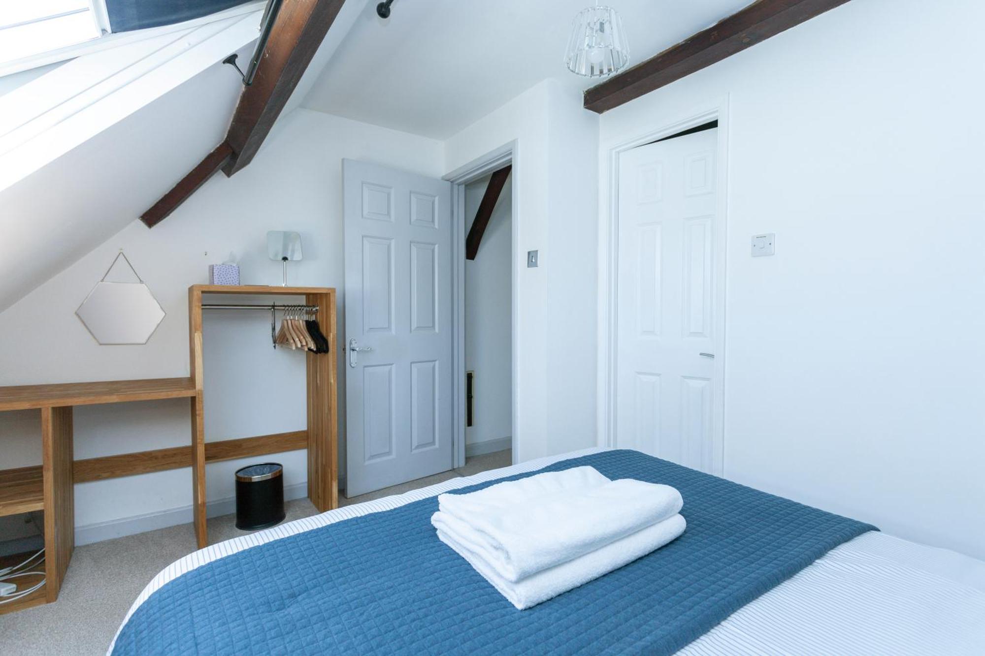 The Old Schoolhouse Villa Whitstable Room photo